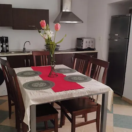 Casa De Pueblo * مارتوس